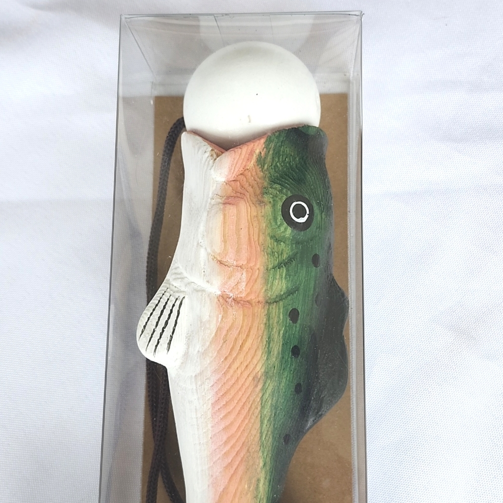 Bass Pro Wood Fish Game - Picture 2 of 6